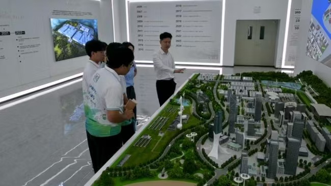 _兰州理工大学学子逐光西行 解锁光伏产业的生态与民生密码_兰州理工大学学子逐光西行 解锁光伏产业的生态与民生密码
