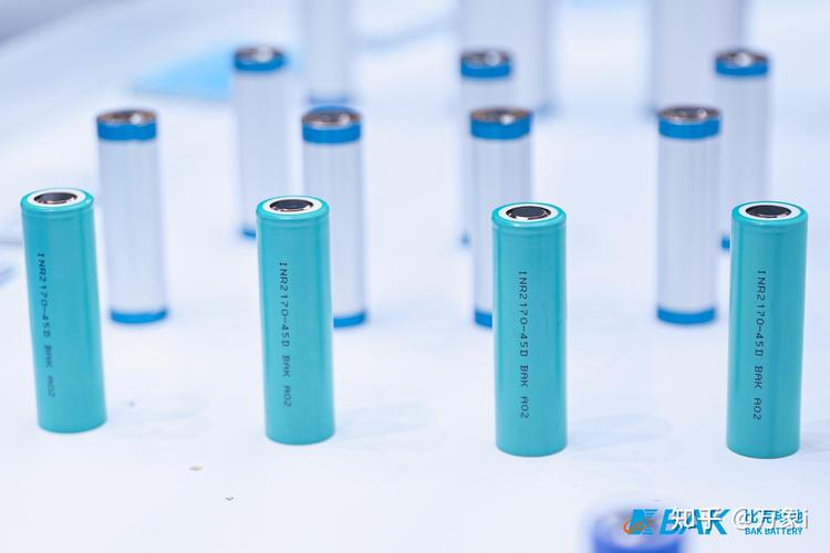 小圆柱电池生产线工程师薪资__圆柱全极耳电池